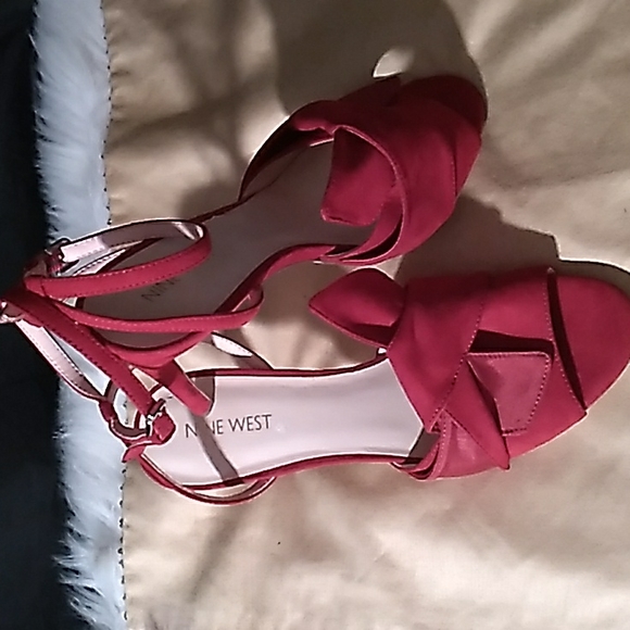 NINE WEST HEELS SANDALS SATIN AND SUEDE - Picture 5 of 9